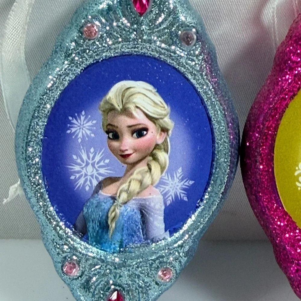 Hallmark set disney